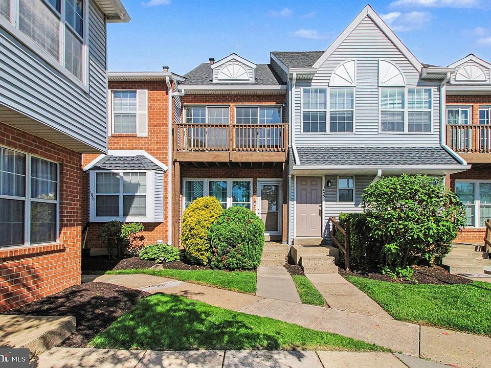 1st image of 1028 Northridge Dr #82A
