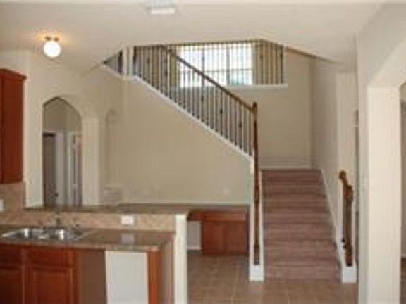 4th image of 20314 Yosemite Falls Dr