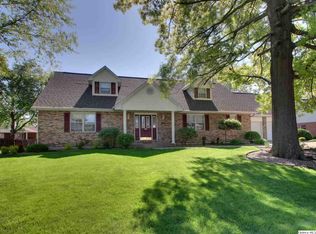 1835 W Wilmar Dr, Quincy, IL 62301