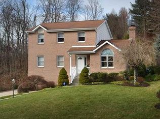 4029 Holiday Park Dr, Murrysville, PA