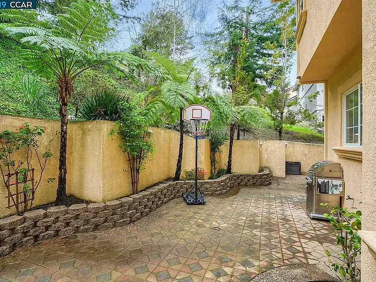 5309 Willow Glen Pl — Photo 2