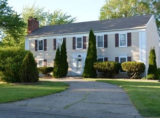 5142 Cedarhurst Dr, West Bloomfield, MI