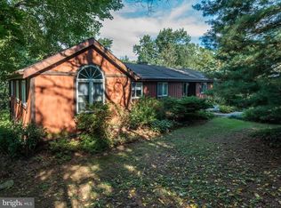50 Cinder Hill Rd, Lititz, PA 17543