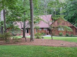 5653 Stillwater Ct, Stone Mountain, GA 30087