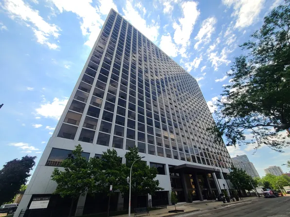4343 N Clarendon Ave APT 1012, Chicago, IL 60613