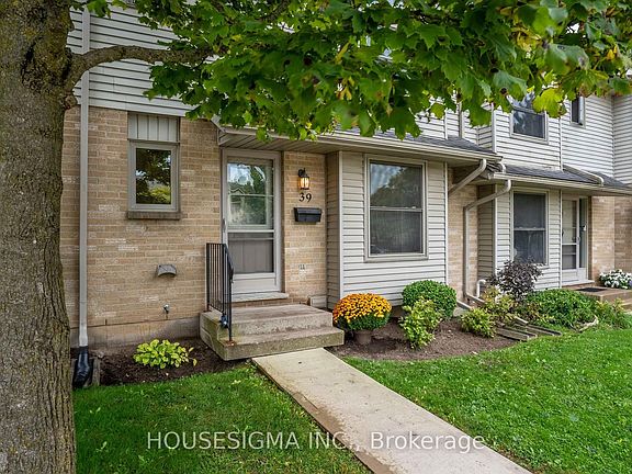3rd image of 141 Condor Ct #39
