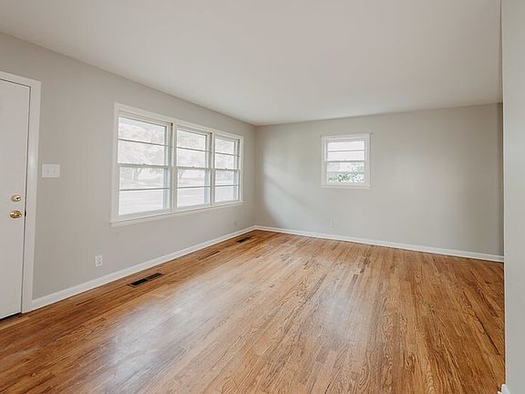 2nd image of 4607 Beverly Kay Dr