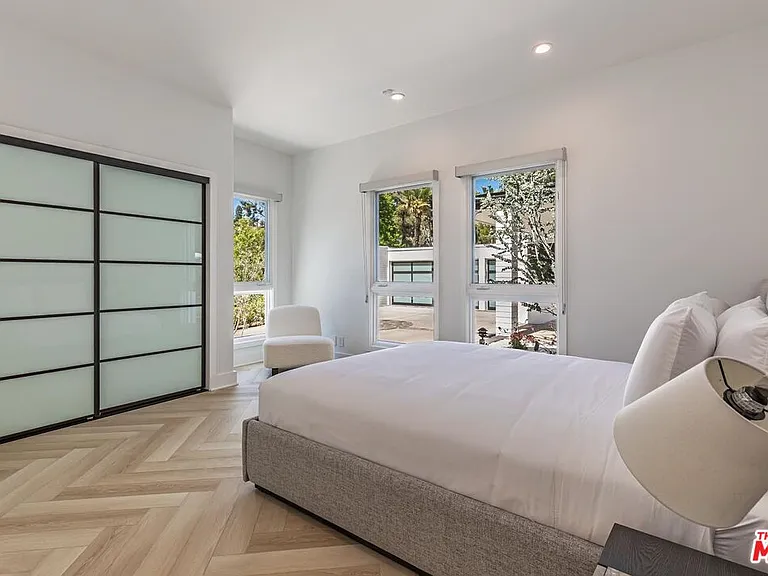 502 Evelyn Pl — Photo 27