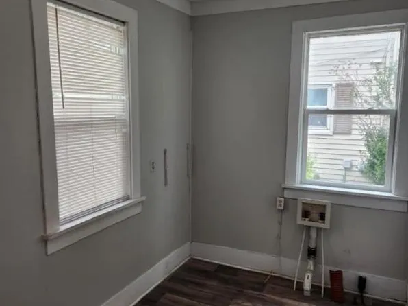 600 N Lake St APT B, Warsaw, IN 46580