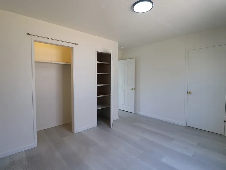 116 S Halcyon Rd — Photo 11