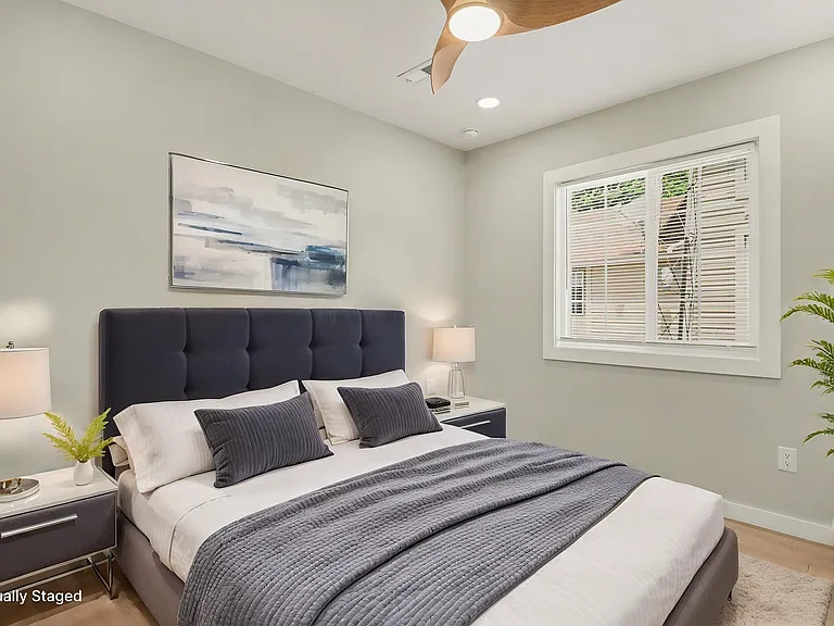 319 Dunham St — Photo 17