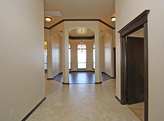 2nd image of 11812 Pamalos Trl