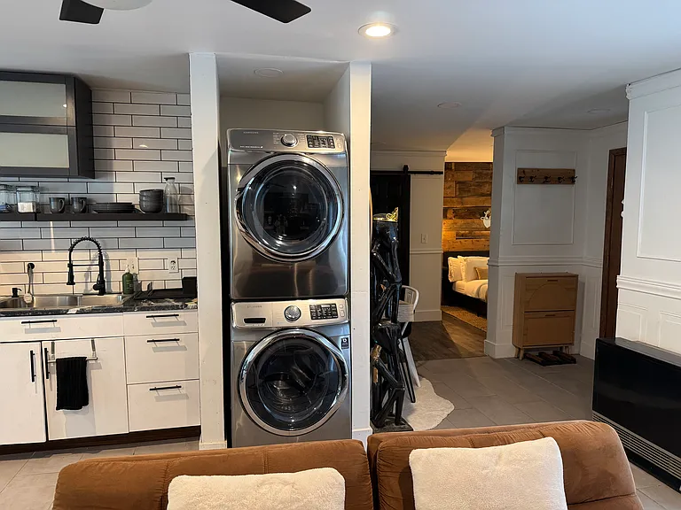 8 Thomas St #1B — Photo 8