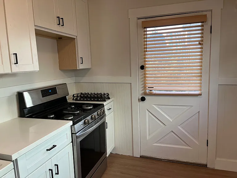 4091 Central Ave — Photo 11