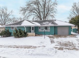 1201 W Brewster St, Appleton, WI 54914