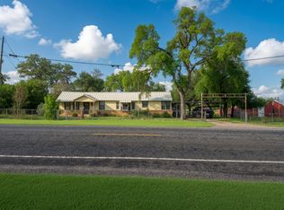 9014 5th St, Crawford, TX 76638