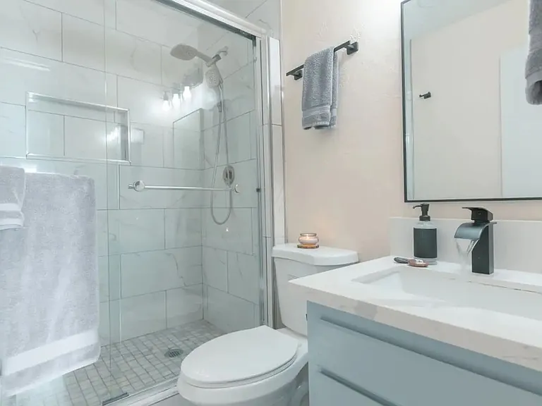 805 Berne Dr — Photo 14