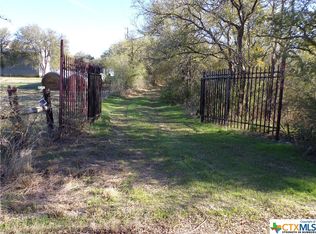 333 Watson Rd, Kingsbury, TX 78638