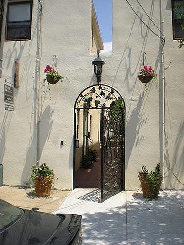 Front Gate Access to Shackamaxon Court