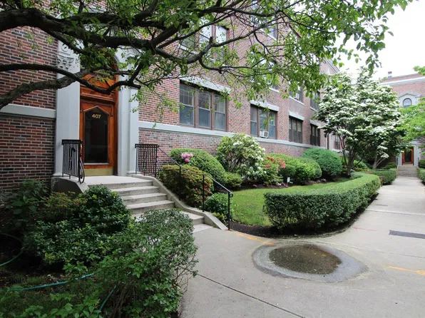 407 Washington St APT 2, Brookline, MA 02446