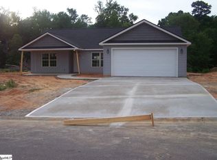 482 Mandys Meadow Dr, Inman, SC 29349