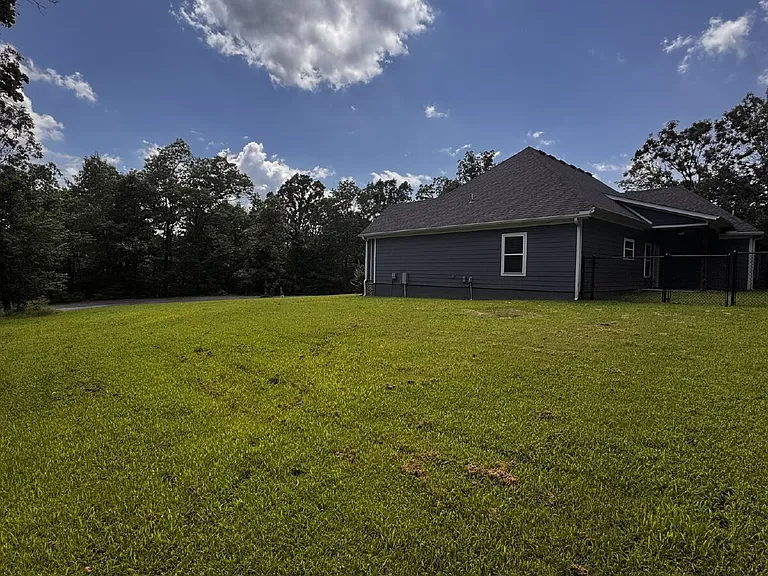 12 Hobkirk Dr — Photo 25