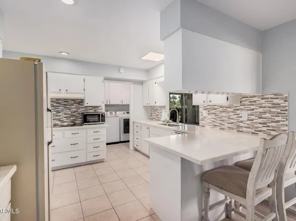 10913 W CARON Drive, Sun City, AZ 85351