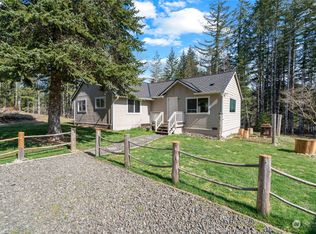 146 Lost Hwy W, Seabeck, WA 98380