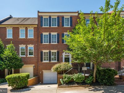 3604 Winfield Ln NW, Washington, DC, 20007