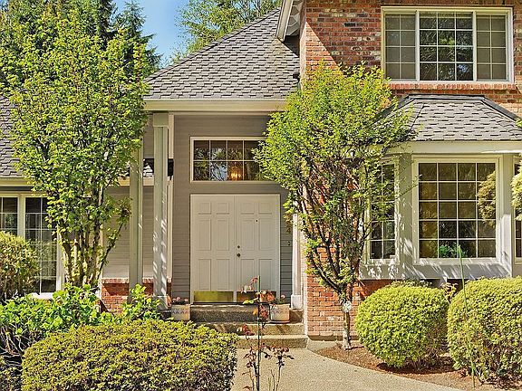 2nd image of 22524 NE 140th Way