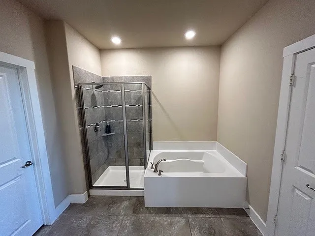 2424 Eureka Way — Photo 12
