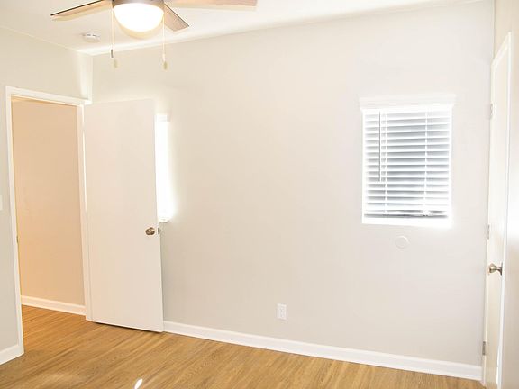 3rd image of 4385 Florida St