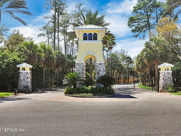 1800 THE GREENS Way #1302, Jacksonville Beach, FL 32250