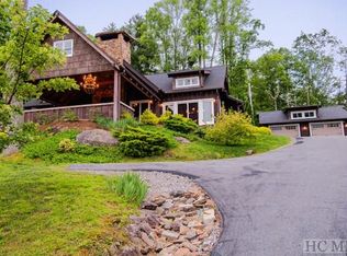 1942 Buck Knob Rd, Scaly Mountain, NC 28775