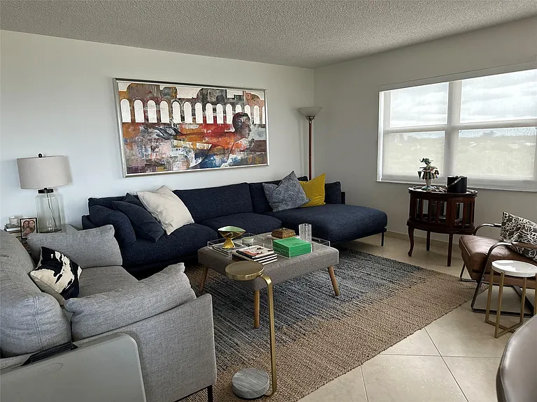 5100 N Ocean Blvd #818 — Photo 3