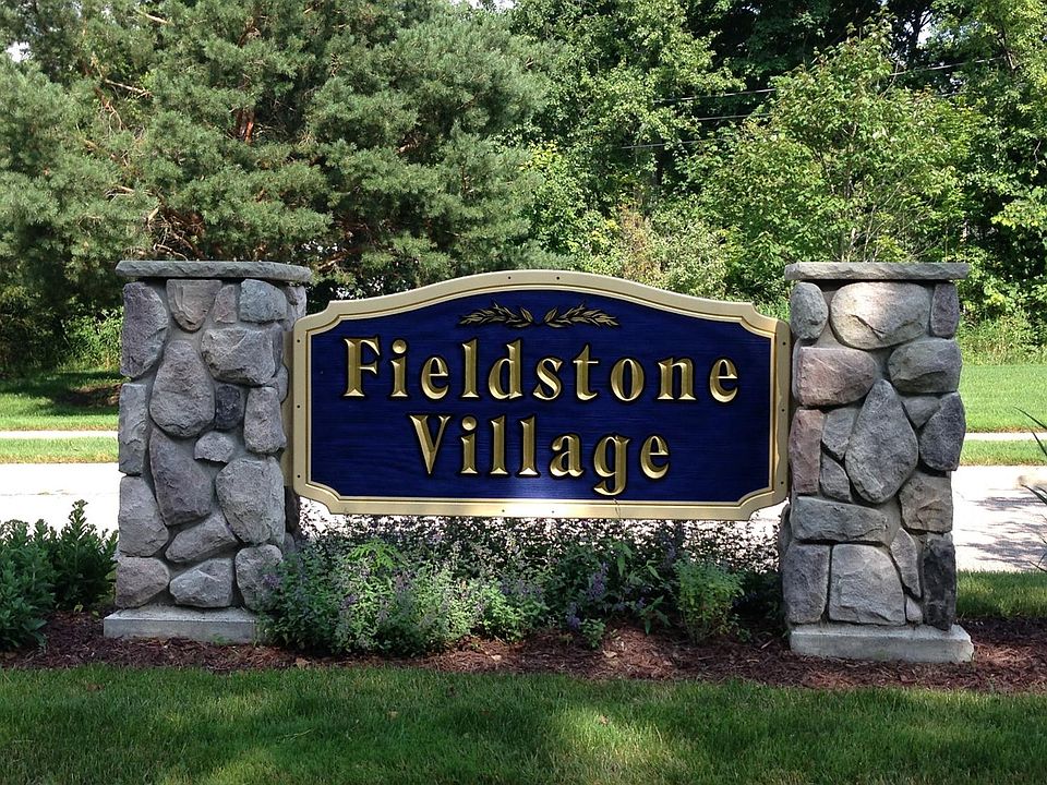 1st image of 542 Fieldstone Cir N #1