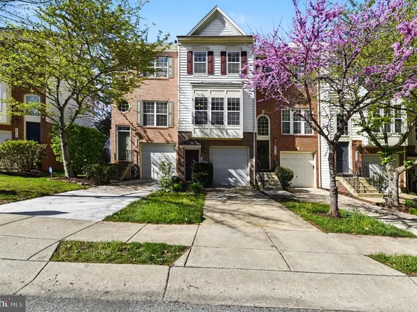 8016 Pennington Dr, Laurel, MD 20724