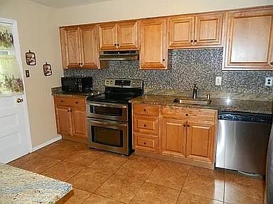 4th image of 2602 Dartmouth Woods Rd