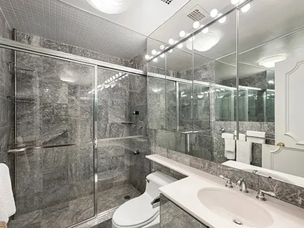 475 Park Avenue image 8 of 8