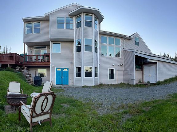 Beautiful home where you plan to stay. It is at lower unit floor.