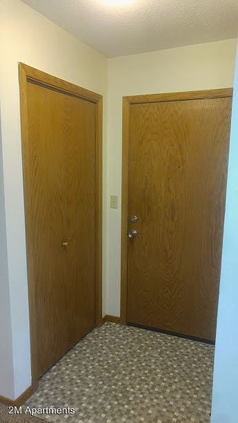 2nd image of 705 McKnight Rd N APT 305
