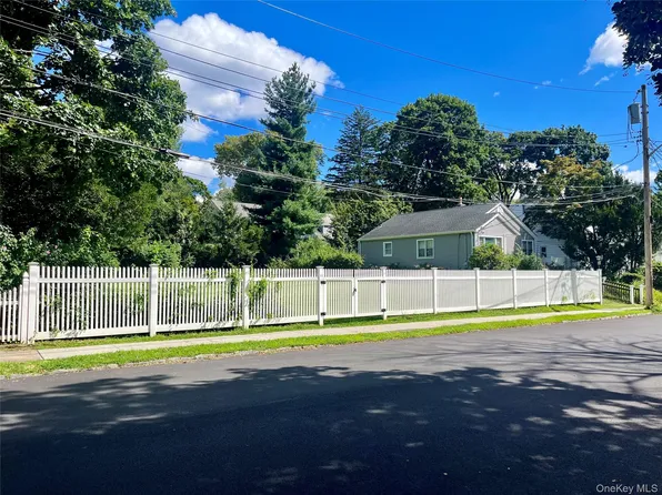 70-74 Bretton, Yonkers, NY 10710