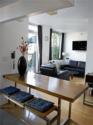 Sold by Bank Neary | media 5