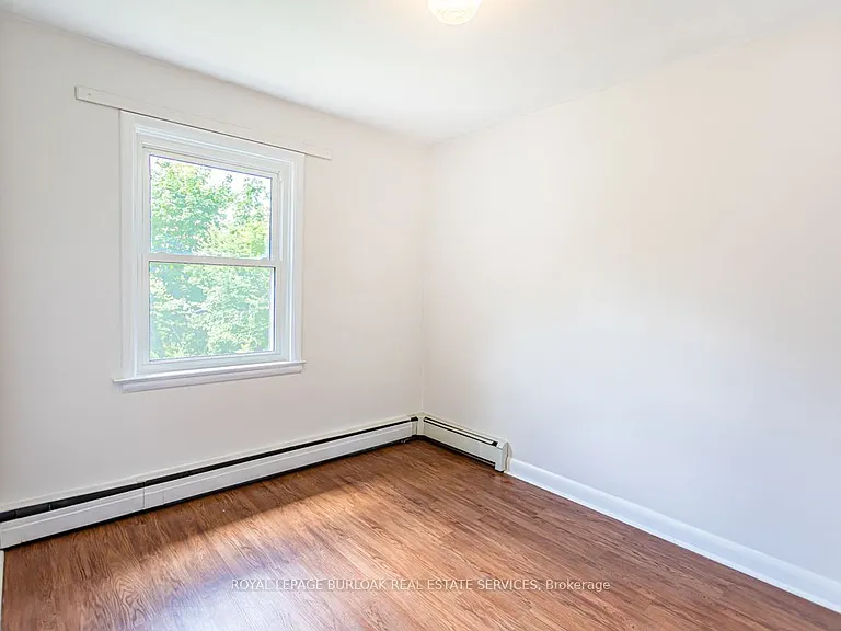 718 Ross St #2 — Photo 9