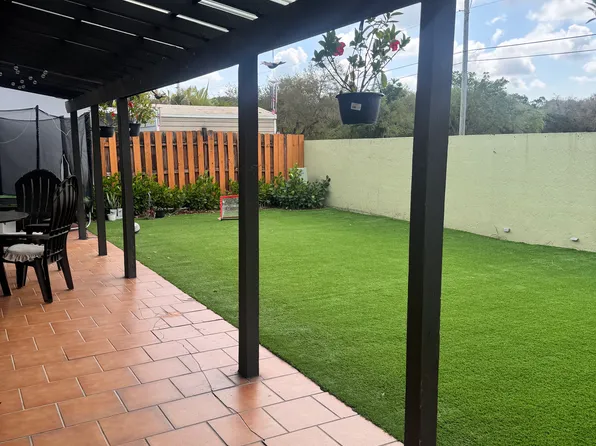 11450 SW 75th Ter, Miami, FL 33173