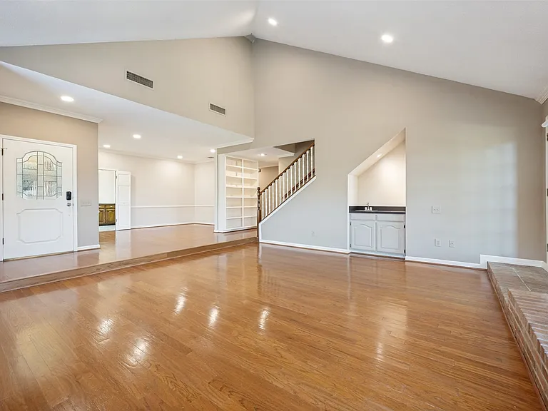 4043 Morman Ln — Photo 1