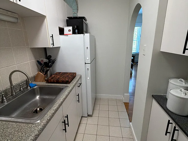245 Beacon St #3F — Photo 21