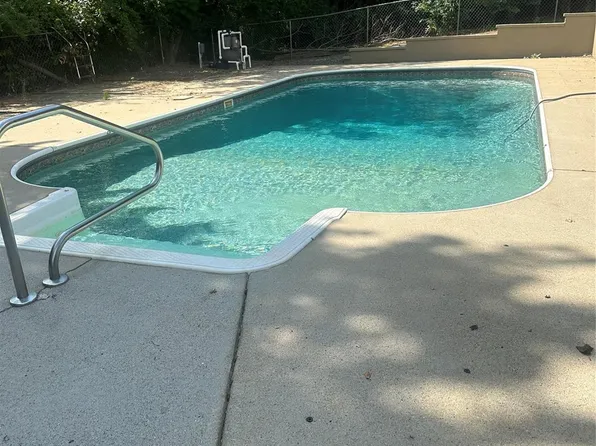 4536 Lakehill Dr, Catawba, NC 28609