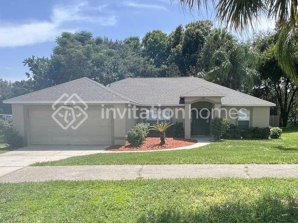 945 Park Valley Cir, Minneola, FL 34715