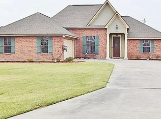 100 Jean Mar Rd, Rayne, LA 70578